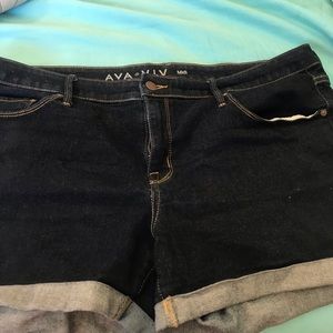 Ava & Viv jean shorts
